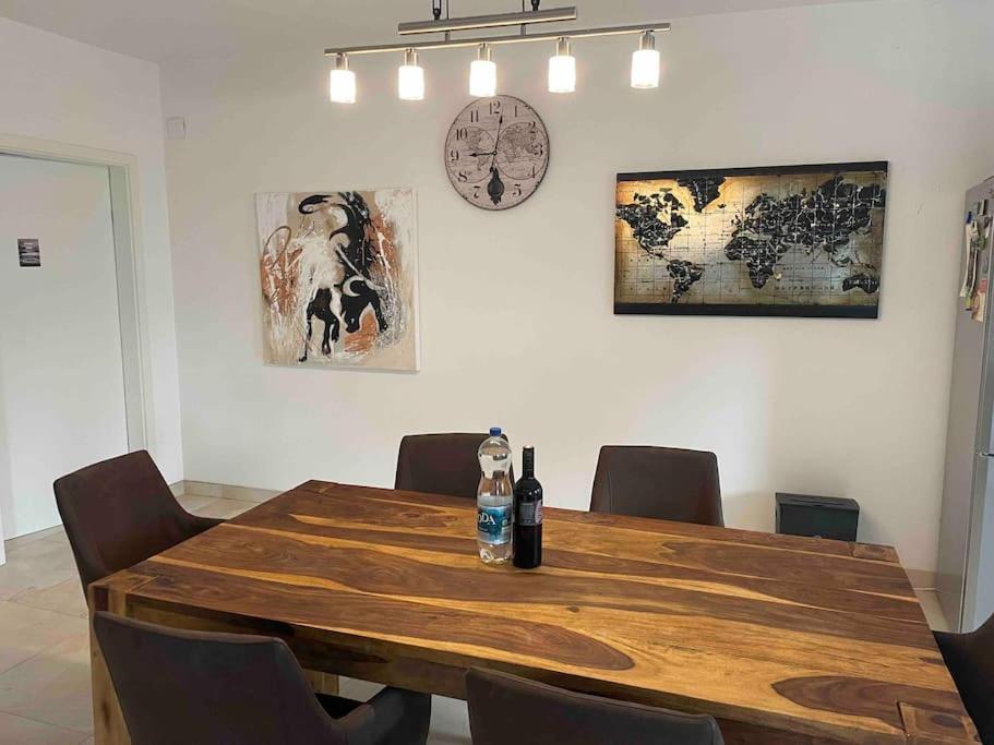 Gross Gerungs Moderne Wohnung Mit Stil מראה חיצוני תמונה